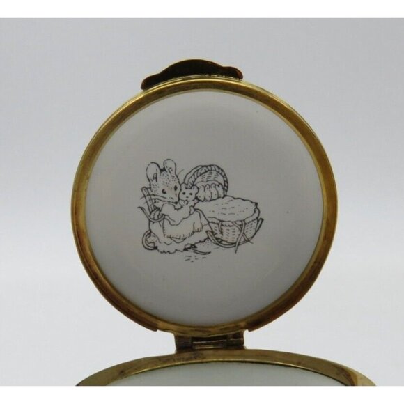 Crummles Beatrix Potter HUNCA MUNCA Enamel Trinket Pill Box in Display Case Vint - Picture 9 of 10